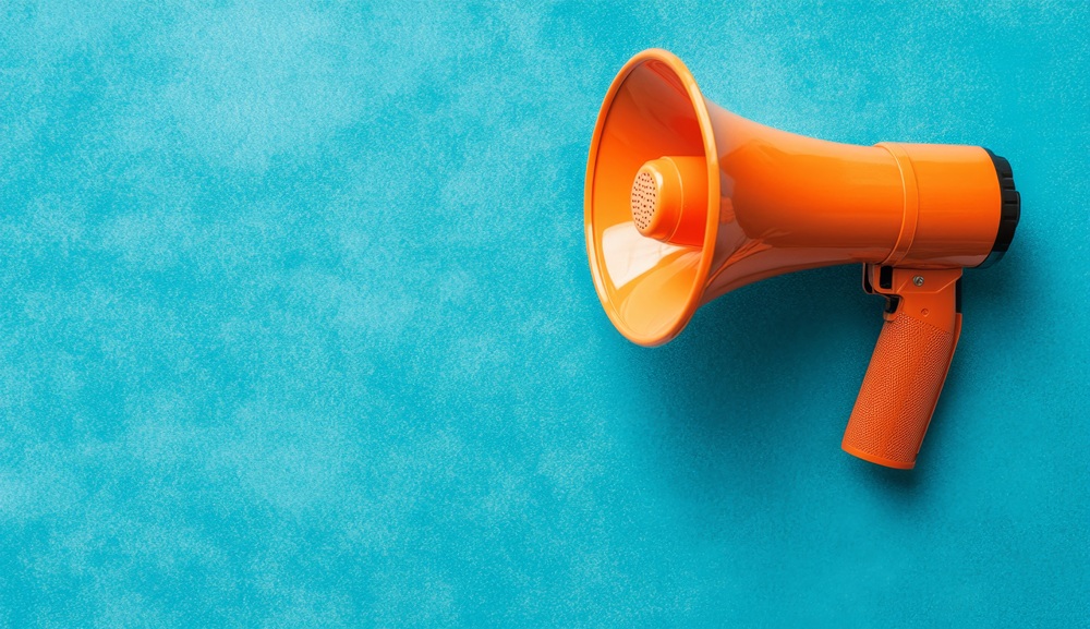 7 Powerful Offline Marketing Strategies to Boost Website Traffic in the Age of AI
