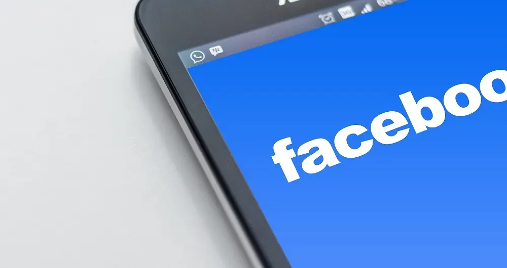Facebook vs a Real Website